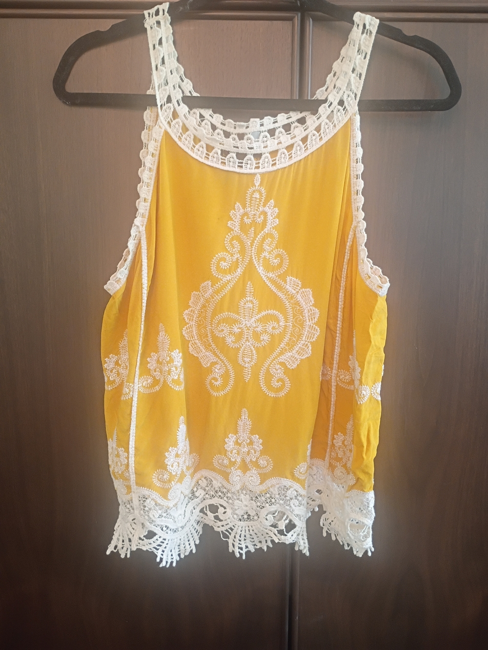 PINK Victoria's Secret Yellow Tank with White Crochet Trim